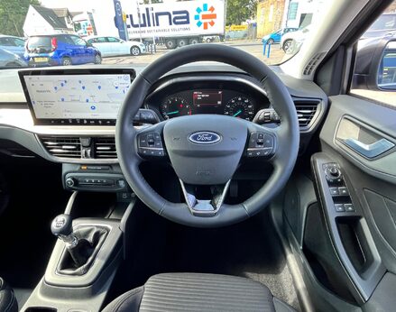 Ford Focus TITANIUM MHEV 19