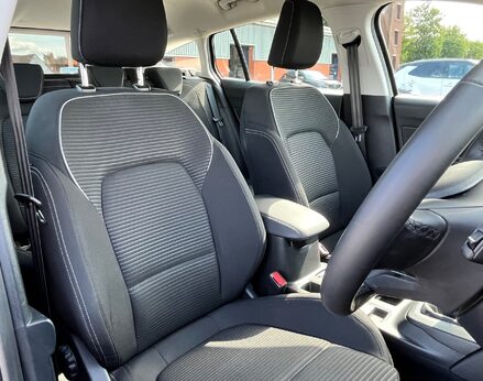 Ford Focus TITANIUM MHEV 54