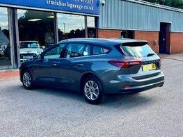 Ford Focus TITANIUM MHEV 9