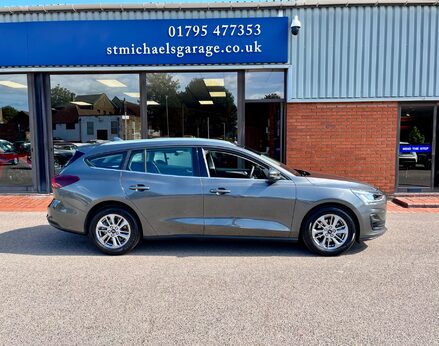 Ford Focus TITANIUM MHEV 10