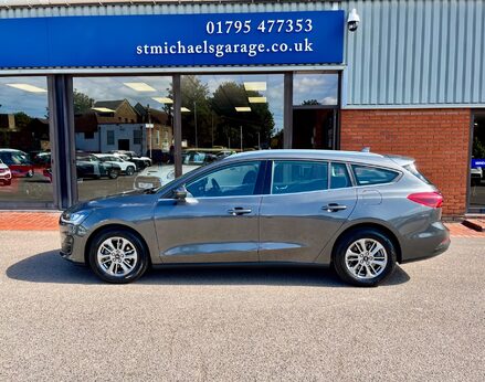 Ford Focus TITANIUM MHEV 11