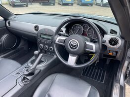 Mazda MX-5 I ROADSTER SE 17