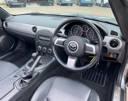 Mazda MX-5 I ROADSTER SE 17