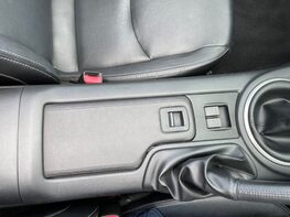 Mazda MX-5 I ROADSTER SE 32