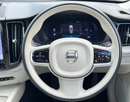 Volvo XC60 B5 ULTIMATE AWD MHEV 20