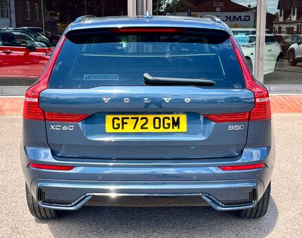 Volvo XC60 B5 ULTIMATE AWD MHEV 6