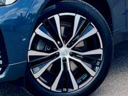 Volvo XC60 B5 ULTIMATE AWD MHEV 3