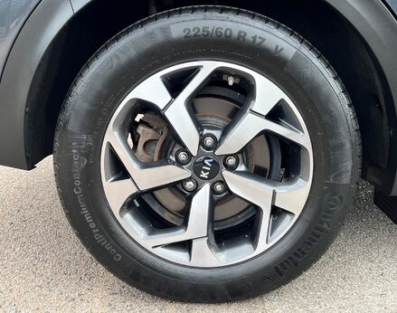Kia Sportage PLATINUM EDITION ISG 15
