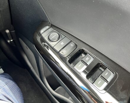 Kia Sportage PLATINUM EDITION ISG 58