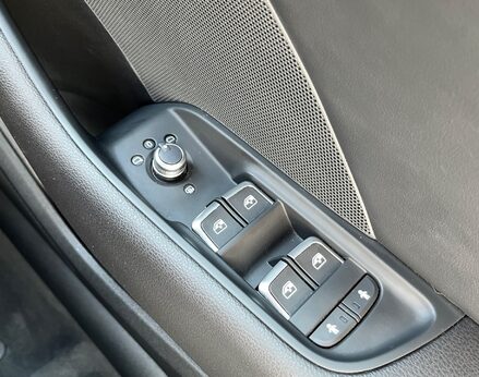 Audi A3 TFSI QUATTRO S LINE 61