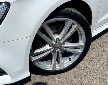Audi A3 TFSI QUATTRO S LINE 2