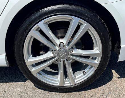 Audi A3 TFSI QUATTRO S LINE 14