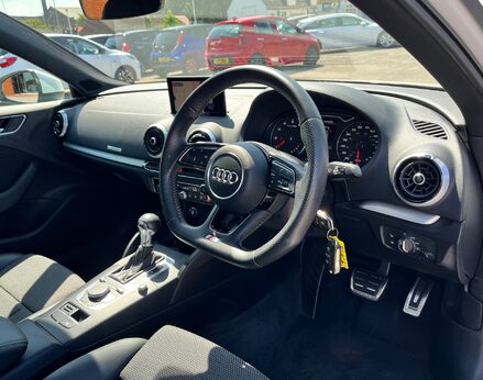 Audi A3 TFSI QUATTRO S LINE 18