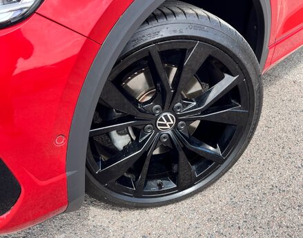 Volkswagen T-Roc R-LINE TSI DSG 3
