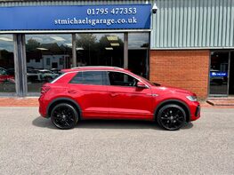 Volkswagen T-Roc R-LINE TSI DSG 10