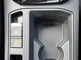 Volkswagen T-Roc R-LINE TSI DSG 51