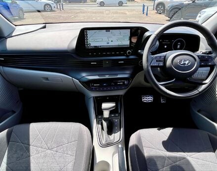 Hyundai BAYON T-GDI ULTIMATE DCT MHEV 2