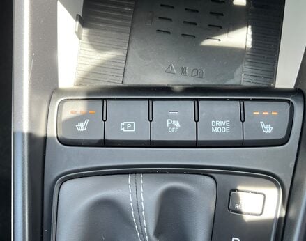 Hyundai BAYON T-GDI ULTIMATE DCT MHEV 52
