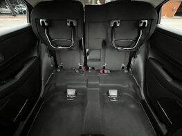 Honda HR-V I-MMD ELEGANCE 64