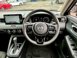 Honda HR-V I-MMD ELEGANCE 18