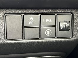 Honda HR-V I-MMD ELEGANCE 59