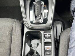 Honda HR-V I-MMD ELEGANCE 48