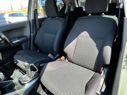 Suzuki Ignis SZ5 DUALJET MHEV 51