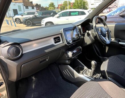 Suzuki Ignis SZ5 DUALJET MHEV 17