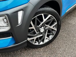 Hyundai KONA GDI PREMIUM SE 3