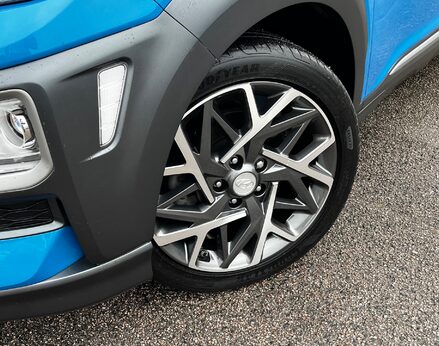 Hyundai KONA GDI PREMIUM SE 3