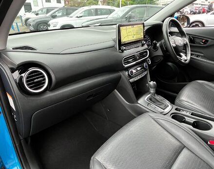 Hyundai KONA GDI PREMIUM SE 17