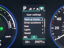 Hyundai KONA GDI PREMIUM SE 27
