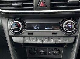 Hyundai KONA GDI PREMIUM SE 44