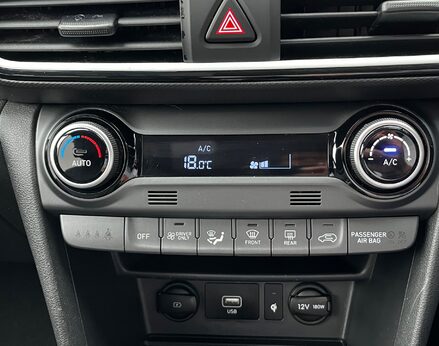 Hyundai KONA GDI PREMIUM SE 44