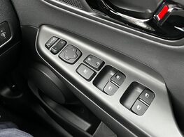 Hyundai KONA GDI PREMIUM SE 59