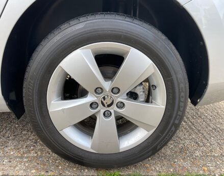 Skoda Fabia SE TSI DSG 16