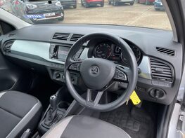 Skoda Fabia SE TSI DSG 17