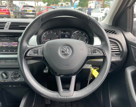 Skoda Fabia SE TSI DSG 19