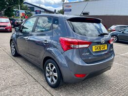 Hyundai ix20 PREMIUM BLUE DRIVE 9