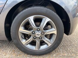 Hyundai ix20 PREMIUM BLUE DRIVE 15