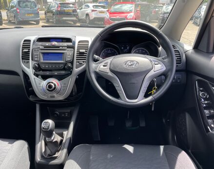 Hyundai ix20 PREMIUM BLUE DRIVE 18