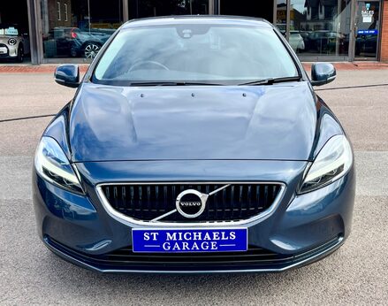 Volvo V40 T2 MOMENTUM NAV PLUS 5