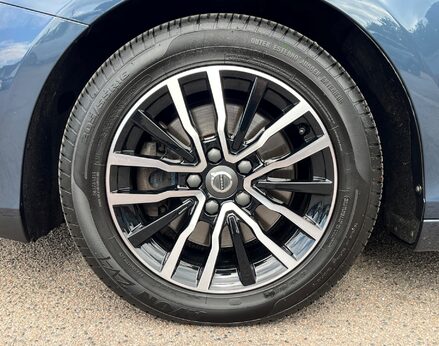 Volvo V40 T2 MOMENTUM NAV PLUS 13