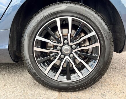 Volvo V40 T2 MOMENTUM NAV PLUS 14