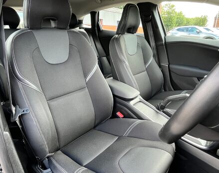 Volvo V40 T2 MOMENTUM NAV PLUS 57