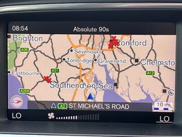 Volvo V40 T2 MOMENTUM NAV PLUS 27