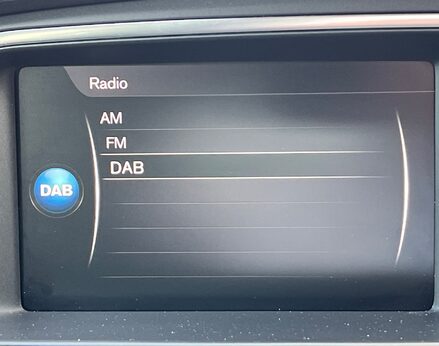 Volvo V40 T2 MOMENTUM NAV PLUS 30