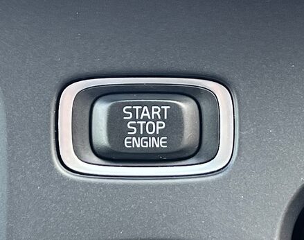 Volvo V40 T2 MOMENTUM NAV PLUS 38