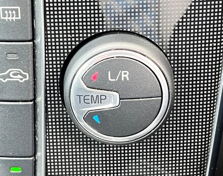 Volvo V40 T2 MOMENTUM NAV PLUS 43