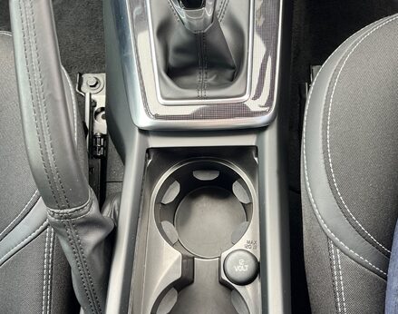 Volvo V40 T2 MOMENTUM NAV PLUS 48
